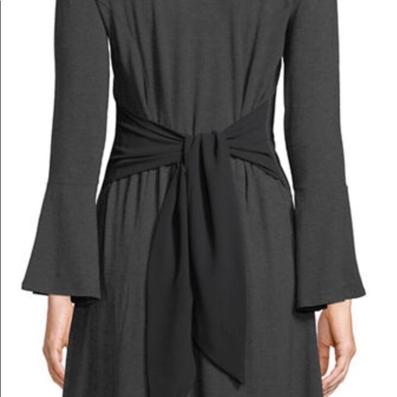 Norman Marcus size 10 bell sleeve front / back tie - Picture 2 of 8